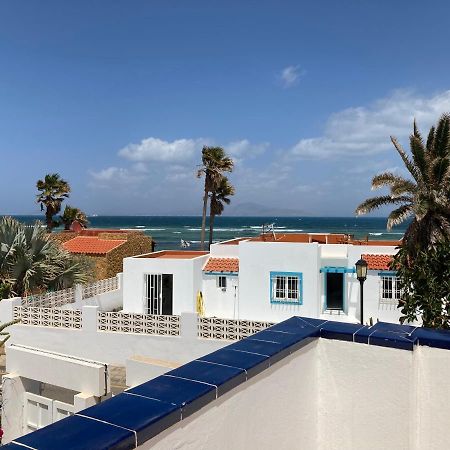 Beach House With The Heated Pool Next To Rocky Point Corralejo Exteriér fotografie