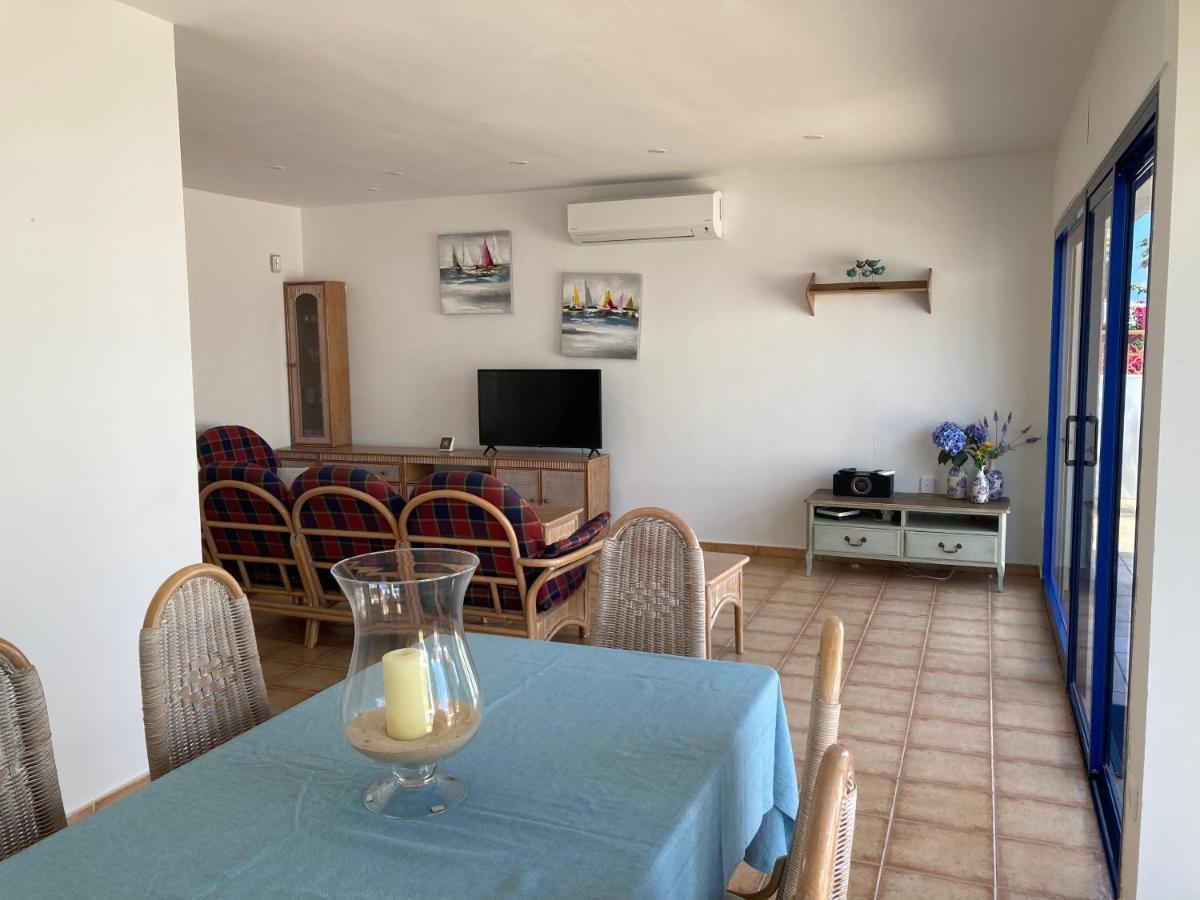 Beach House With The Heated Pool Next To Rocky Point Corralejo Exteriér fotografie