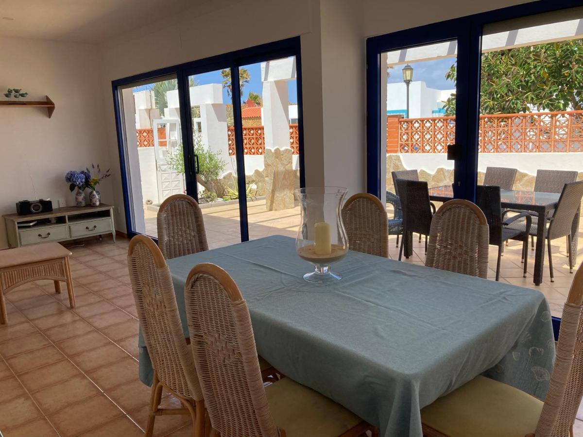 Beach House With The Heated Pool Next To Rocky Point Corralejo Exteriér fotografie