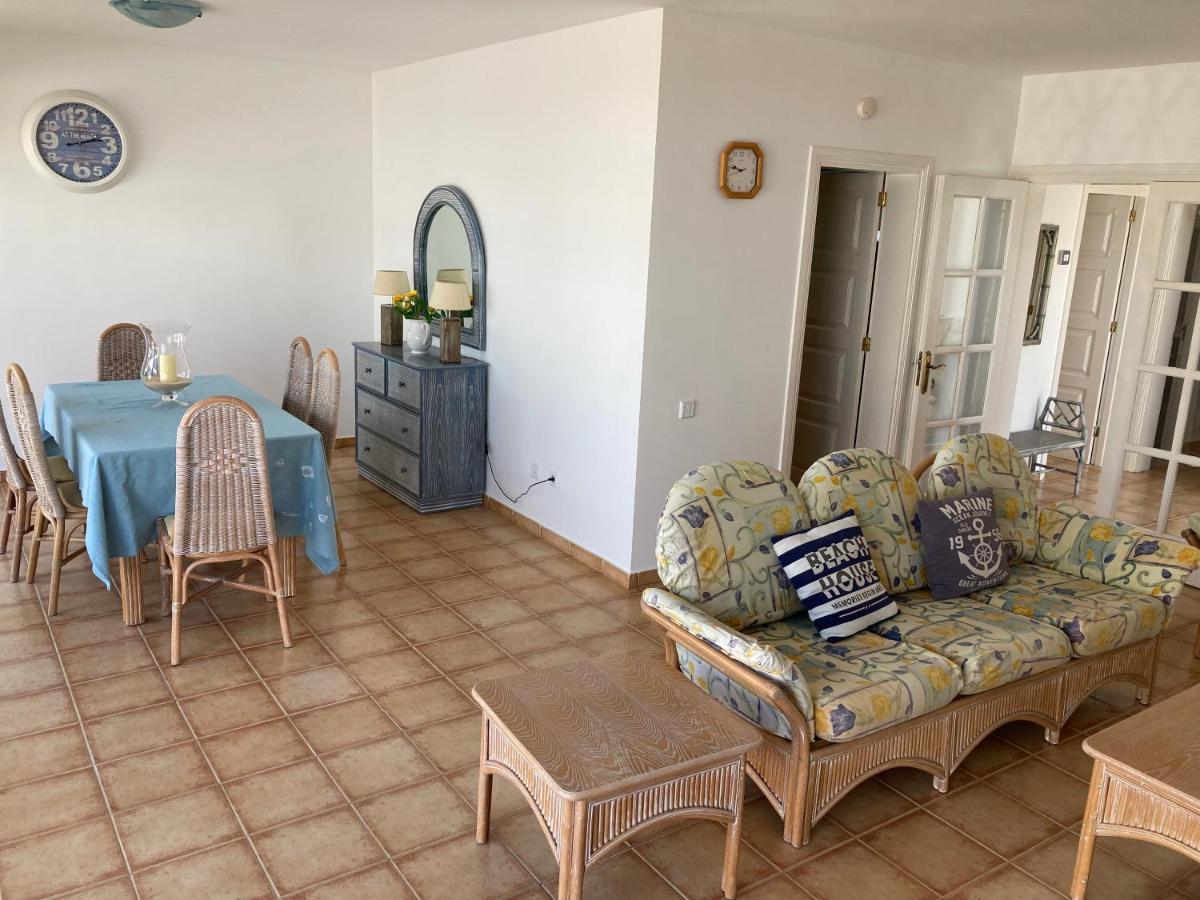 Beach House With The Heated Pool Next To Rocky Point Corralejo Exteriér fotografie