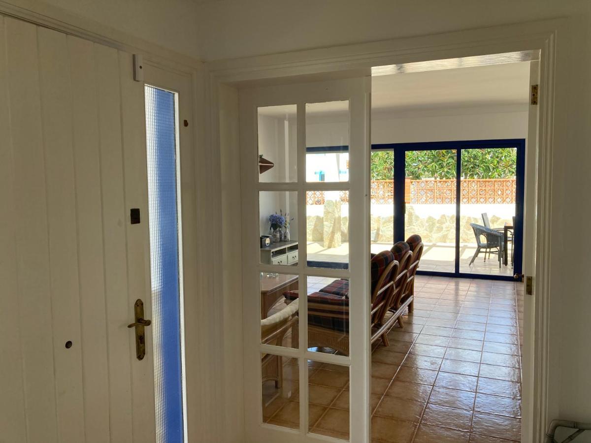 Beach House With The Heated Pool Next To Rocky Point Corralejo Exteriér fotografie