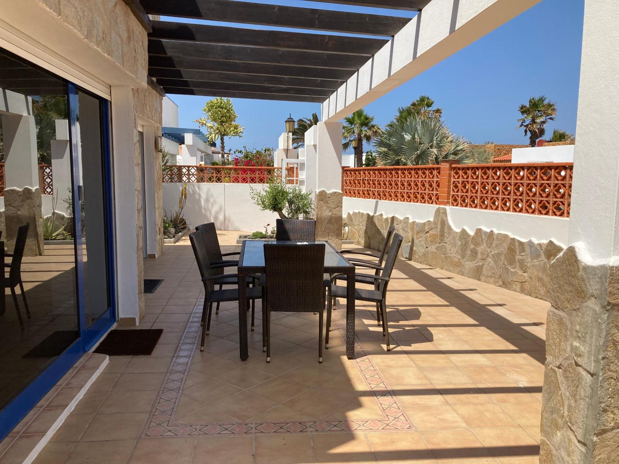 Beach House With The Heated Pool Next To Rocky Point Corralejo Exteriér fotografie