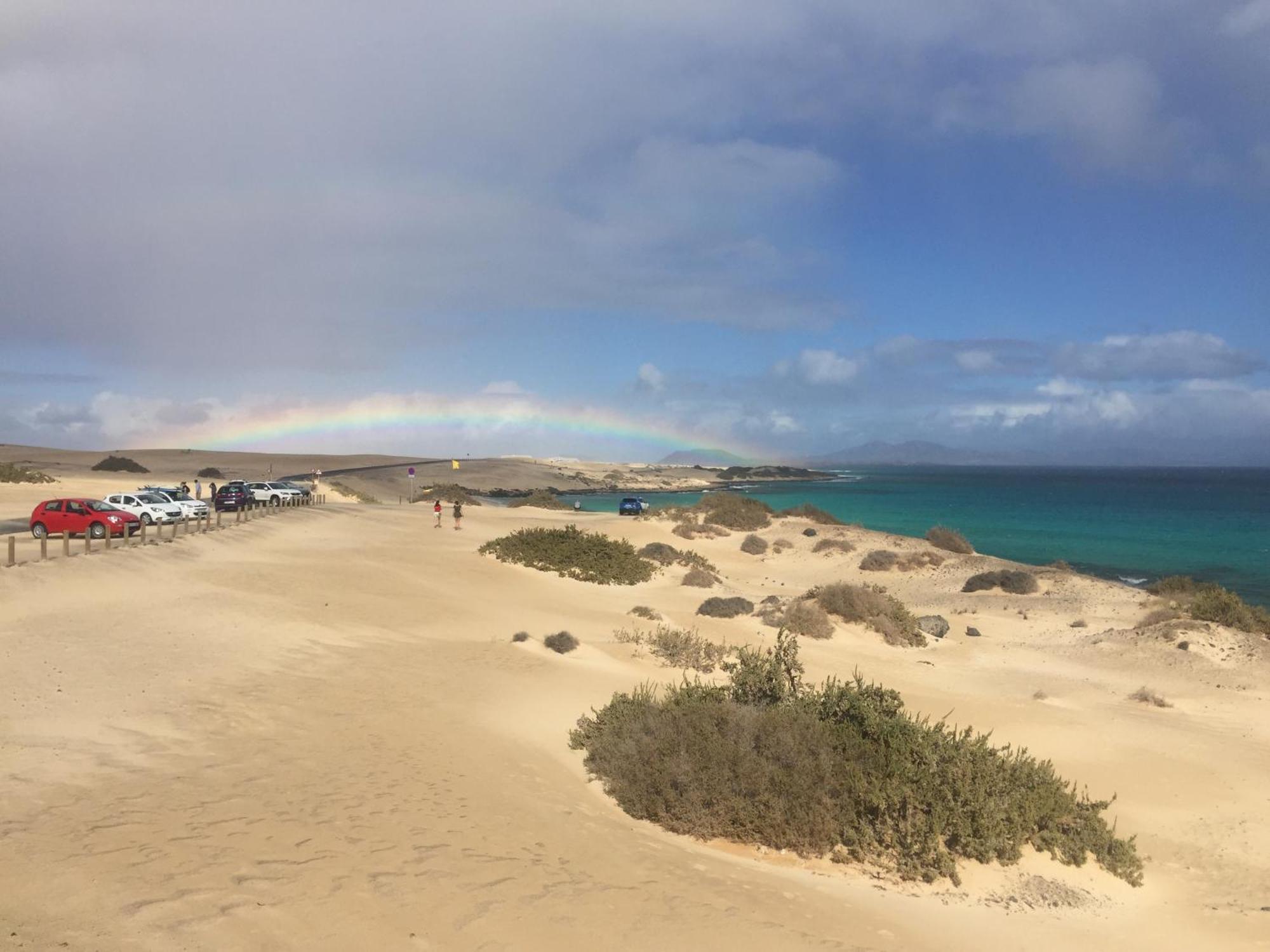 Beach House With The Heated Pool Next To Rocky Point Corralejo Exteriér fotografie