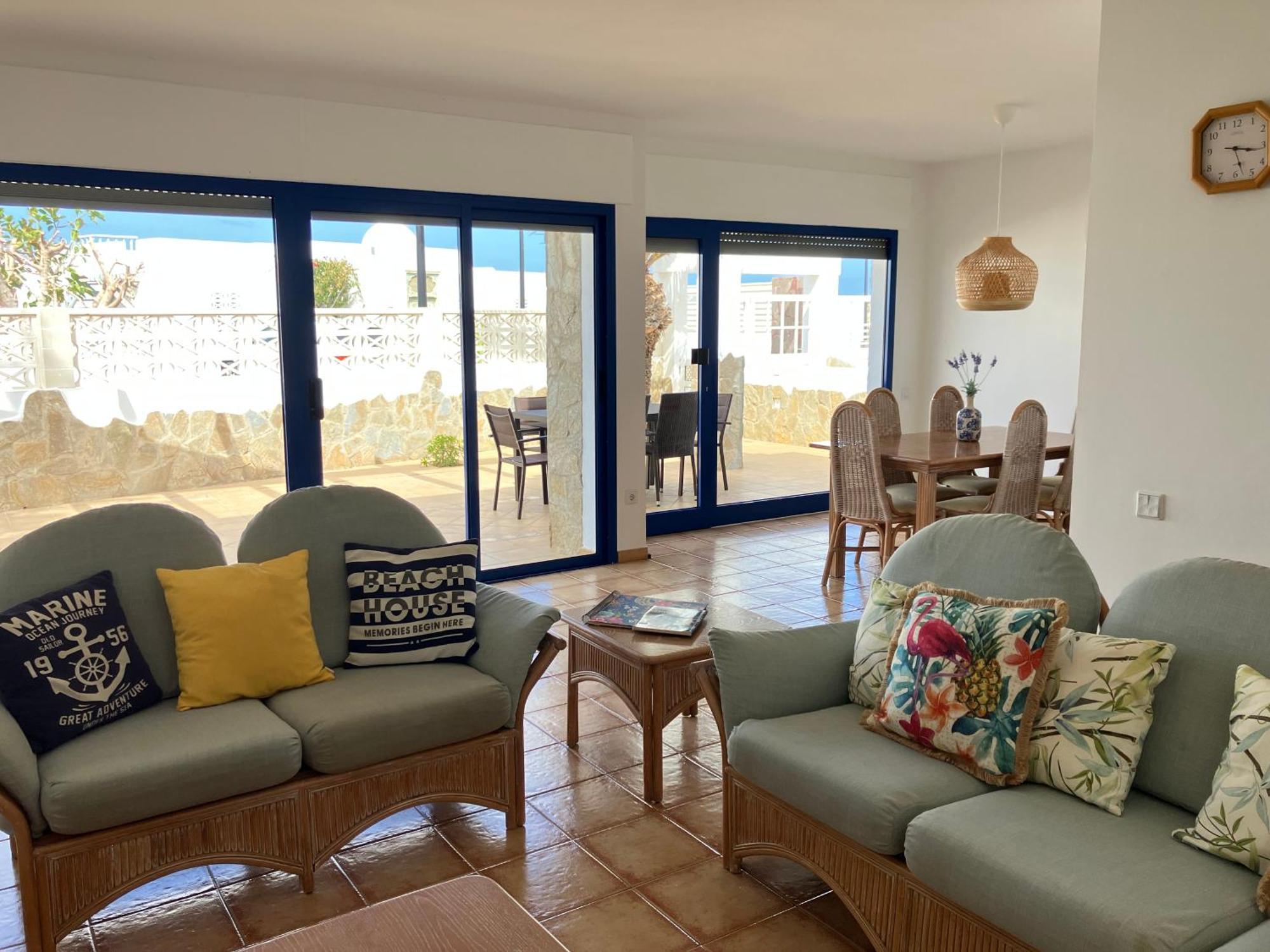 Beach House With The Heated Pool Next To Rocky Point Corralejo Exteriér fotografie